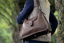 Load image into Gallery viewer, CINTA LEATHER SHOULDER BAG