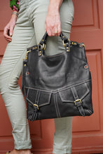 Load image into Gallery viewer, LIMEIRA LEATHER CROSS BODY BAG