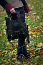 Load image into Gallery viewer, LIMEIRA LEATHER CROSS BODY BAG