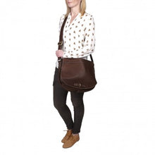Load image into Gallery viewer, Cedar Handmade Leather Cross Body Bag, Leather Messenger Bag
