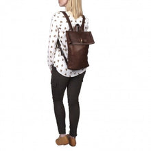 Load image into Gallery viewer, Cimarron Handmade Leather Backpack, Leather Rucksack