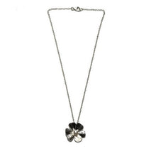 Load image into Gallery viewer, THREE LEAF CLOVER PENDANT
