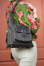 Load image into Gallery viewer, CAMEILA LEATHER SHOULDER BAG
