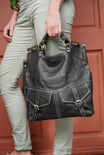 Load image into Gallery viewer, LIMEIRA LEATHER CROSS BODY BAG

