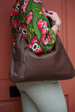 Load image into Gallery viewer, SAVILLE LEATHER SHOULDER BAG
