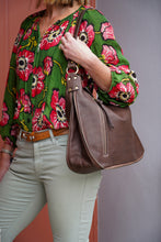 Load image into Gallery viewer, SAVILLE LEATHER SHOULDER BAG
