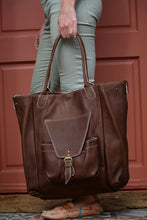 Load image into Gallery viewer, ULUNDI LEATHER SHOULDER BAG
